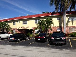 2nd image of 901 NE 18th Ct APT 215
