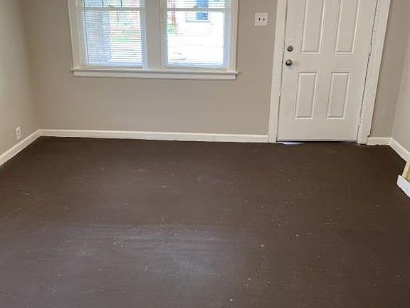 3rd image of 512-514 N Gladstone Ave
