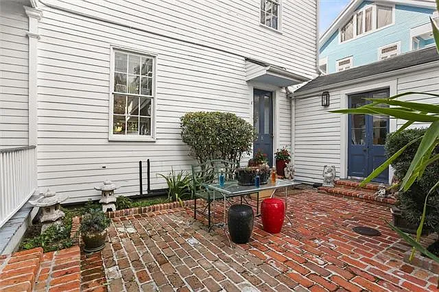 1427 Saint Mary St #D — Photo 16