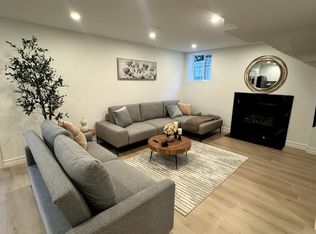293 Narinia Cres, Newmarket, ON L3X 2C9