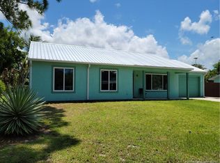 1050 SE 14th St, Stuart, FL 34996