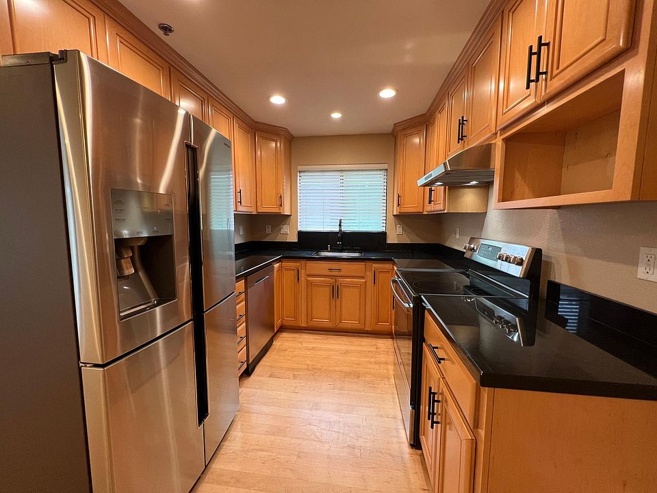 Newer Stainless Steel Appliances