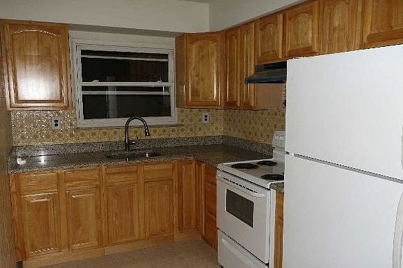 2nd image of 4566 202nd St