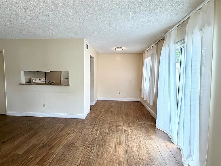 5561 Slash Pine Ct #26-3 — Photo 3
