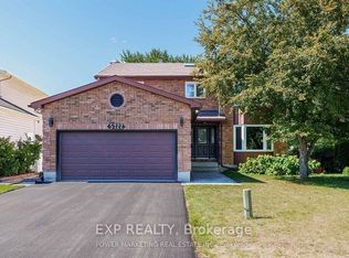 5722 Kemplane Ct, Ottawa, ON K1W1B8