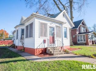 606 Summer St, Pekin, IL