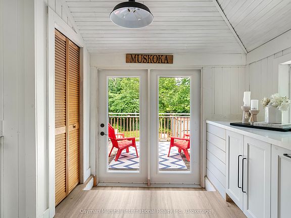 5th image of 1106 Beaumaris Rd