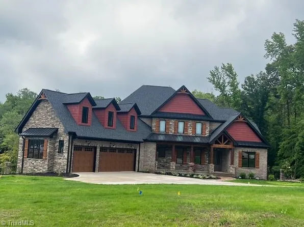 7617 Pemberley Dr, Oak Ridge, NC 27310