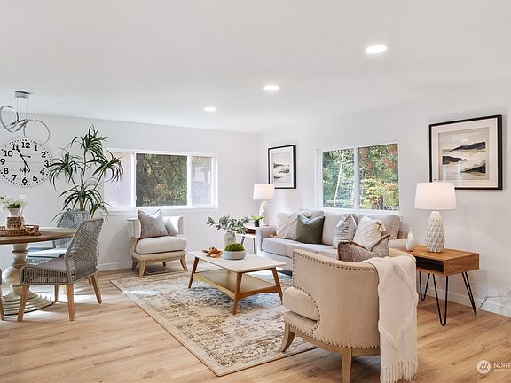 4th image of 11019 296th Avenue NE