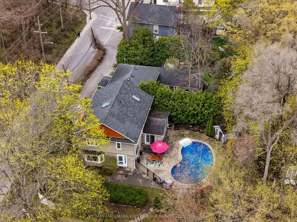 54 Pine St S, Pt Hope, ON L1A 3E9