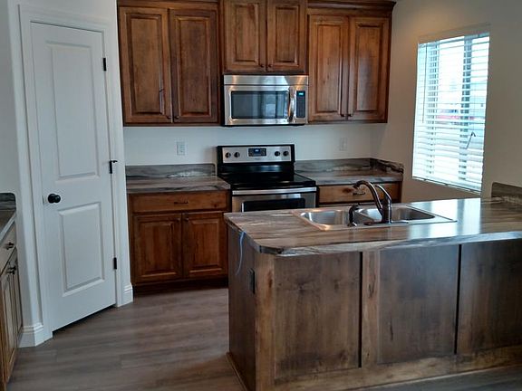 4th image of 3858 E Marble Dr