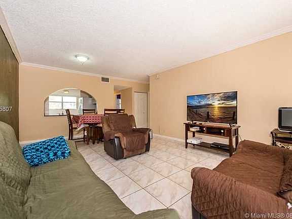 3rd image of 2500 Coral Springs Dr APT 109