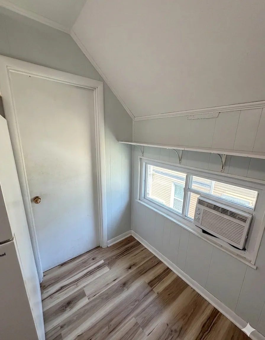 1 bed, 750 sqft, $1,400 — Photo 4
