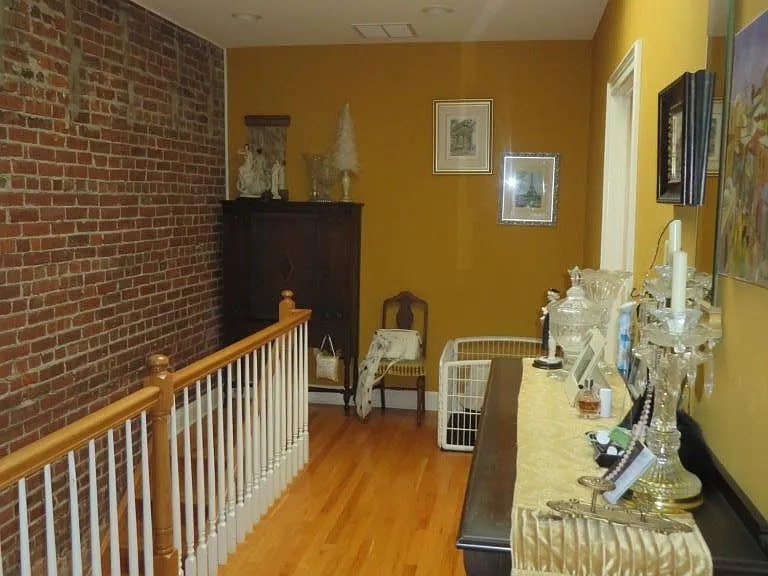 16 Washington St #302 — Photo 8