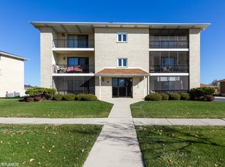 17037 Grissom Dr, Tinley Park, IL 60477