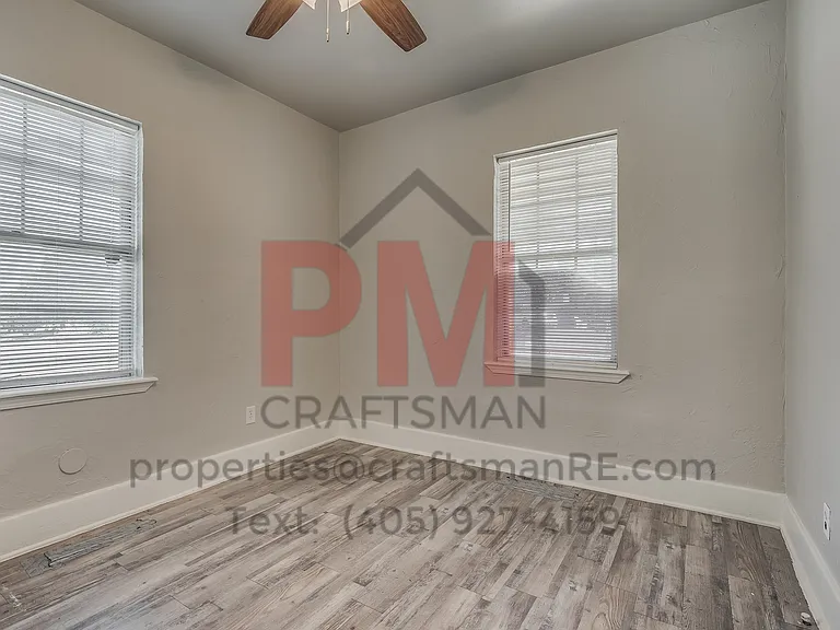 1226 NW 8th St — Photo 35