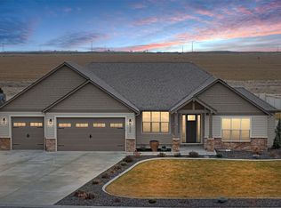 8999 Dune Lake Rd SE, Moses Lake, WA 98837