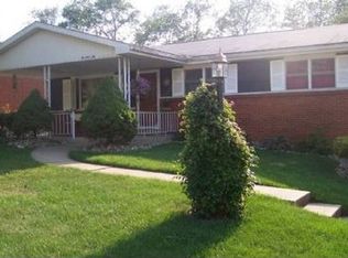 4 N Rolling Hills Ave, Irwin, PA 15642