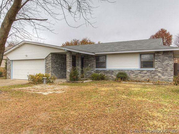 2nd image of 589 E 139th Pl