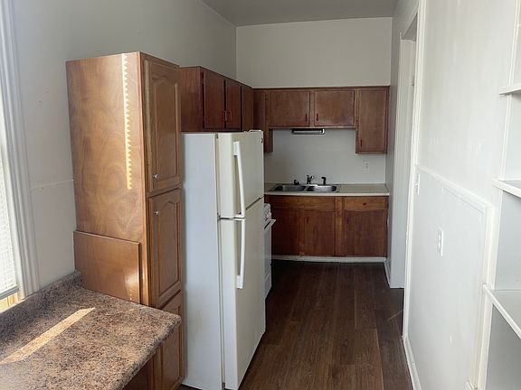 3rd image of 27 Werner St #2
