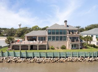 12 River Club Dr, Saint Helena Island, SC 29920