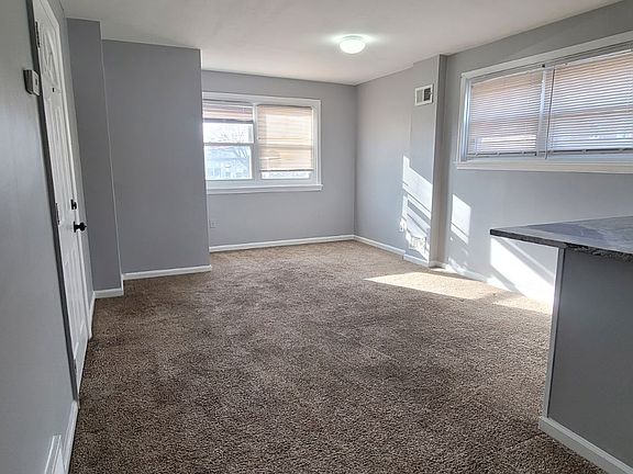 2nd image of 1037 Beech Ave Floor 1