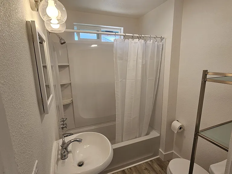 607 S H St — Photo 17