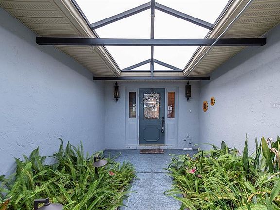 3rd image of 1702 Orchid Ct