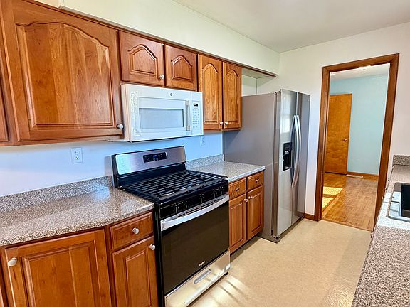5th image of 2635 15th St