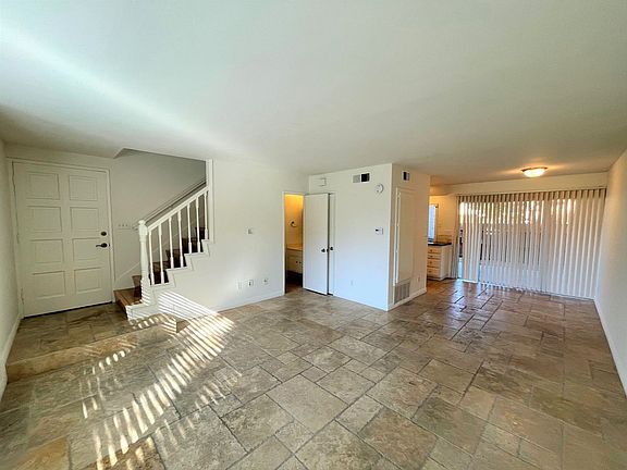 5th image of 1128 Okapi Ln