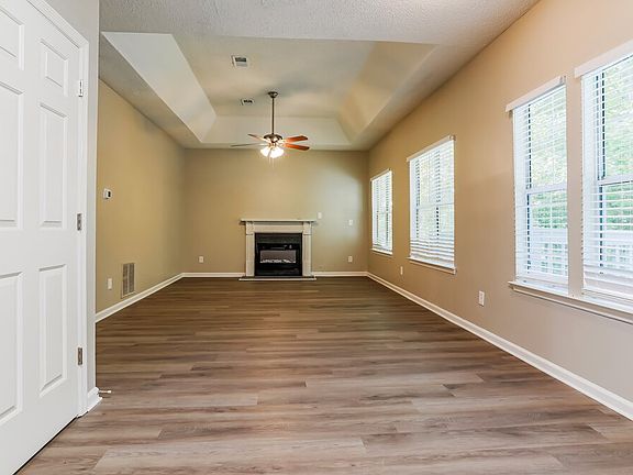 4th image of 2081 Boone Pl