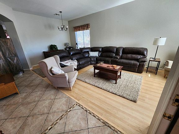 5th image of 3160 E Doral Dr