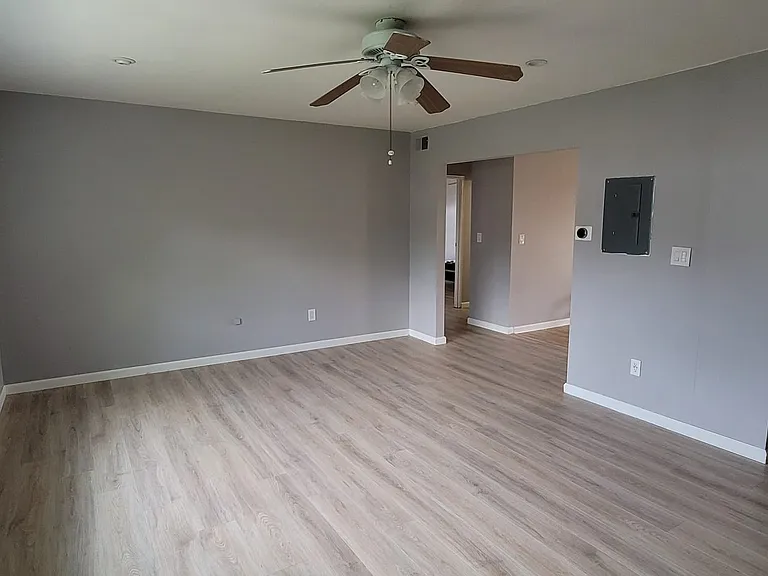 192 Evergreen Rd #7B — Photo 11