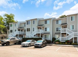 670 Seawatch Cv, Virginia Beach, VA 23451