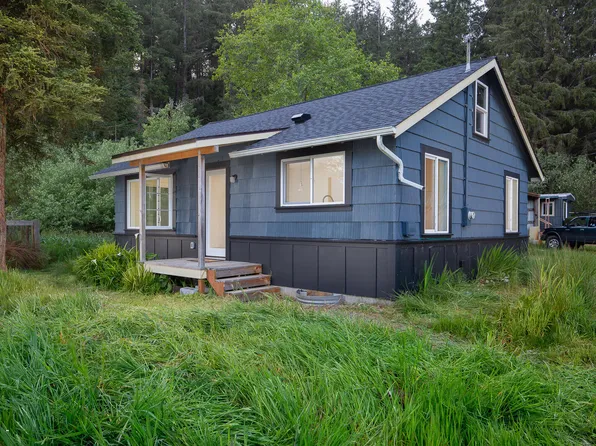 6820 Parker St, Cloverdale, OR 97112