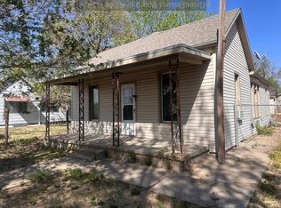 929 N Cherry St, Grand Island, NE 68801