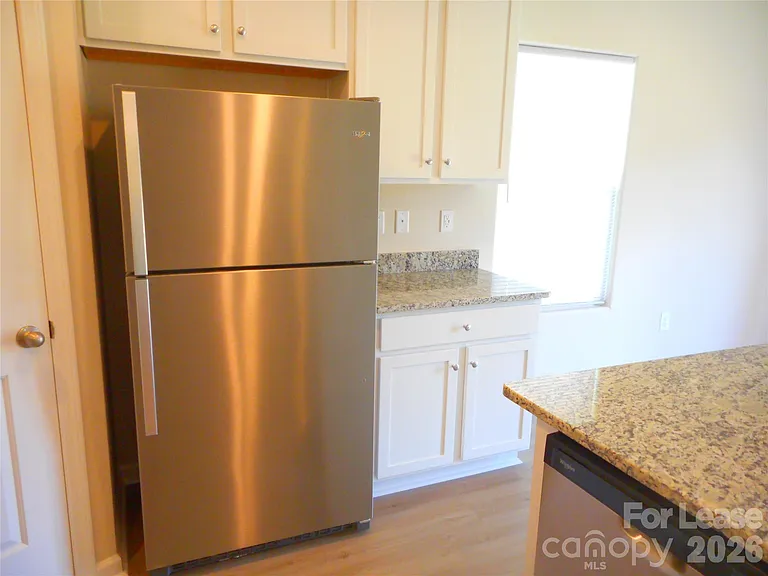 2329 Transatlantic Ave — Photo 5