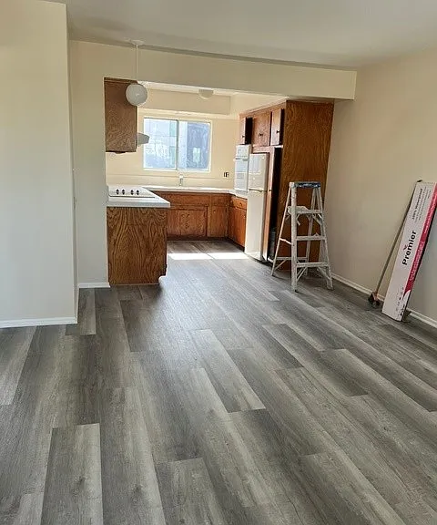 5736 Lexington Ave — Photo 1