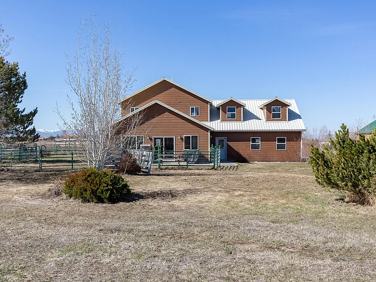 5550 Foster Ln #B — Photo 22