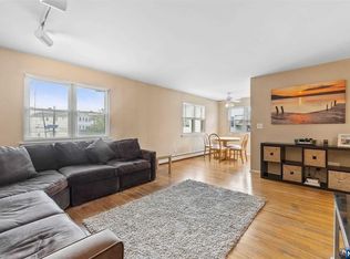 1138 Farm Rd, Secaucus, NJ 07094