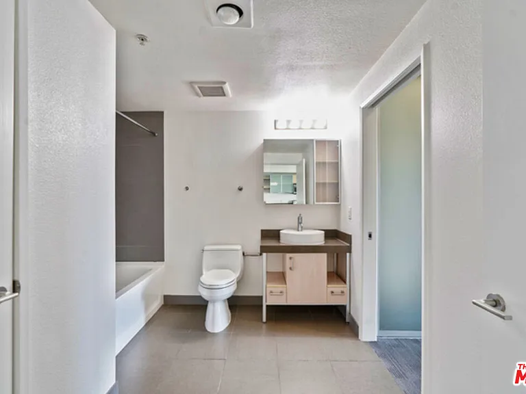 1234 Wilshire Blvd #231 — Photo 9