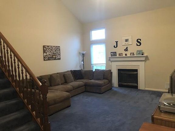 5th image of 904 Cambridge Ct