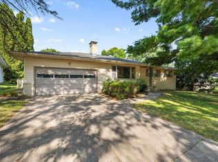 10 S Rosa Rd, Madison, WI 53705