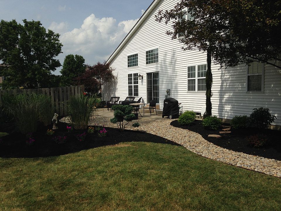 2nd image of 9785 Sugarbush Cir
