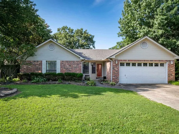 4224 Sugar Maple Ln, Little Rock, AR 72223