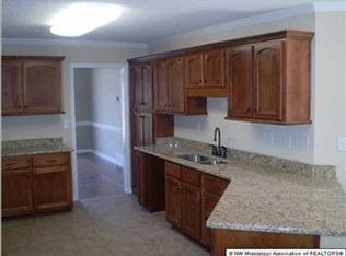 9465 Brigid Dr, Olive Branch, MS 38654