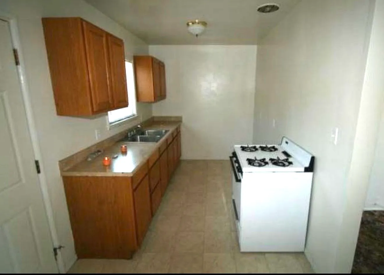 1 bed, 500 sqft, $1,500 — Photo 2