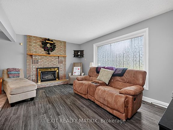 4th image of 2311 Edward Kidd Cres