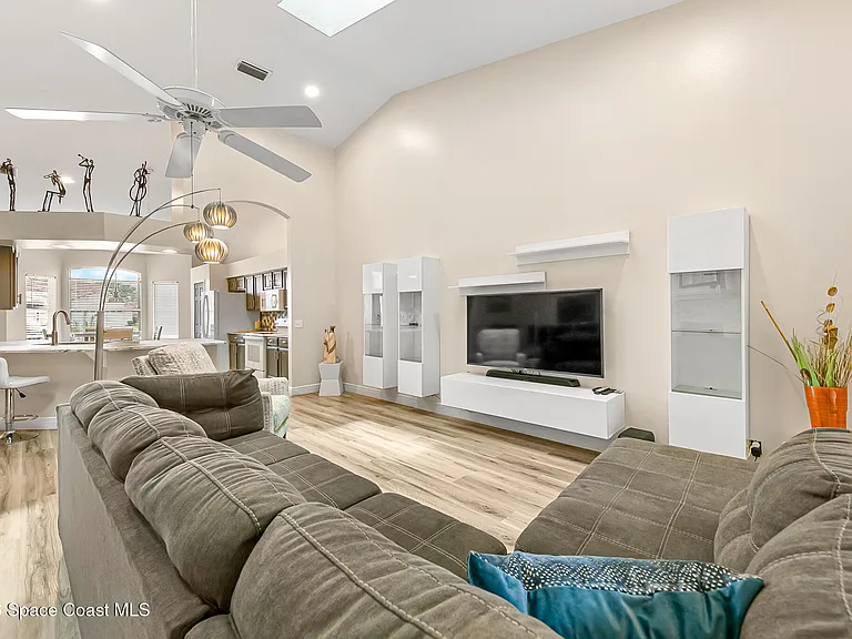 Shell Cove Dr — Photo 13