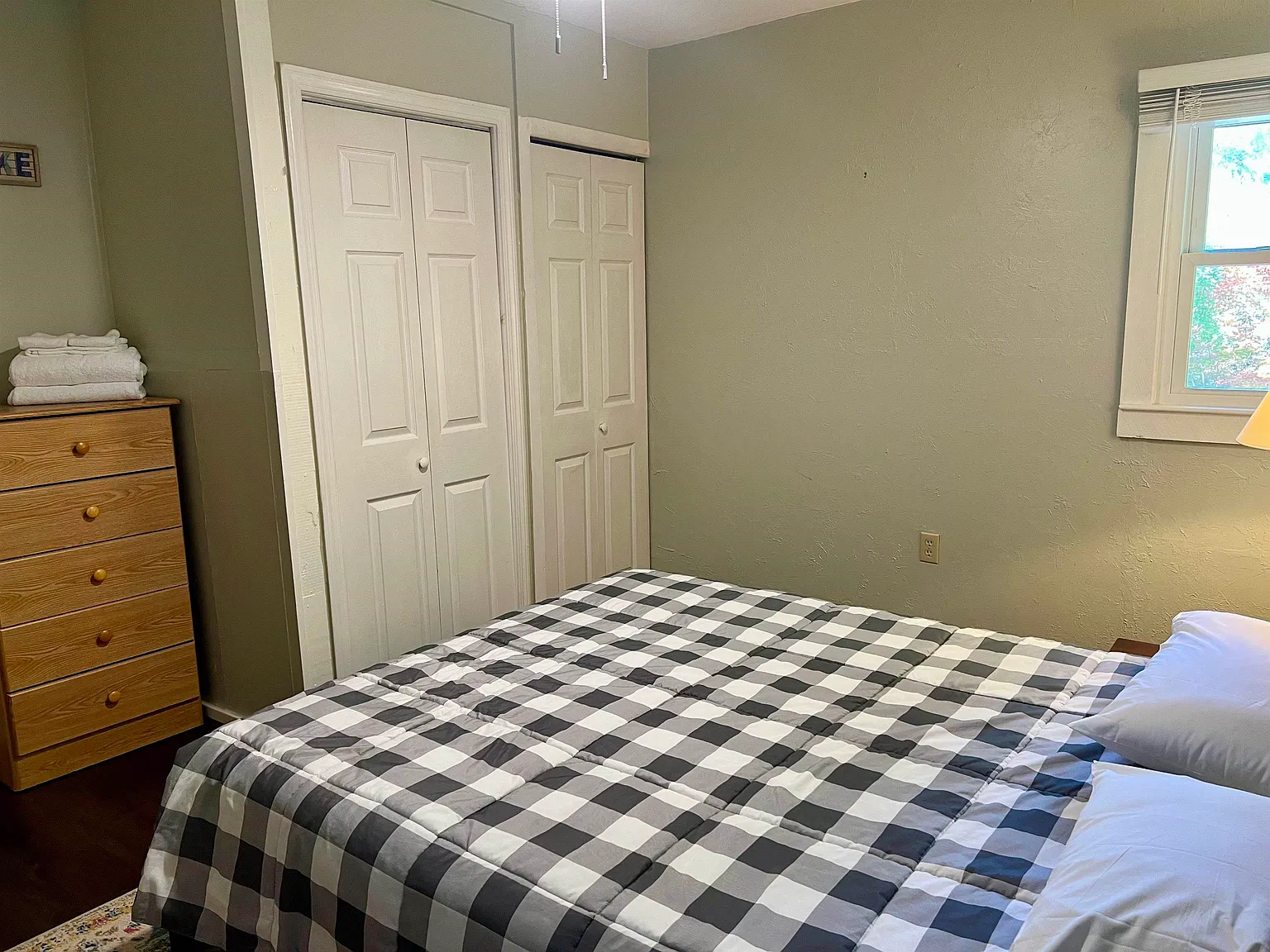 2 bed, 1.0 bath, 648 sqft, $1,700 — Photo 4